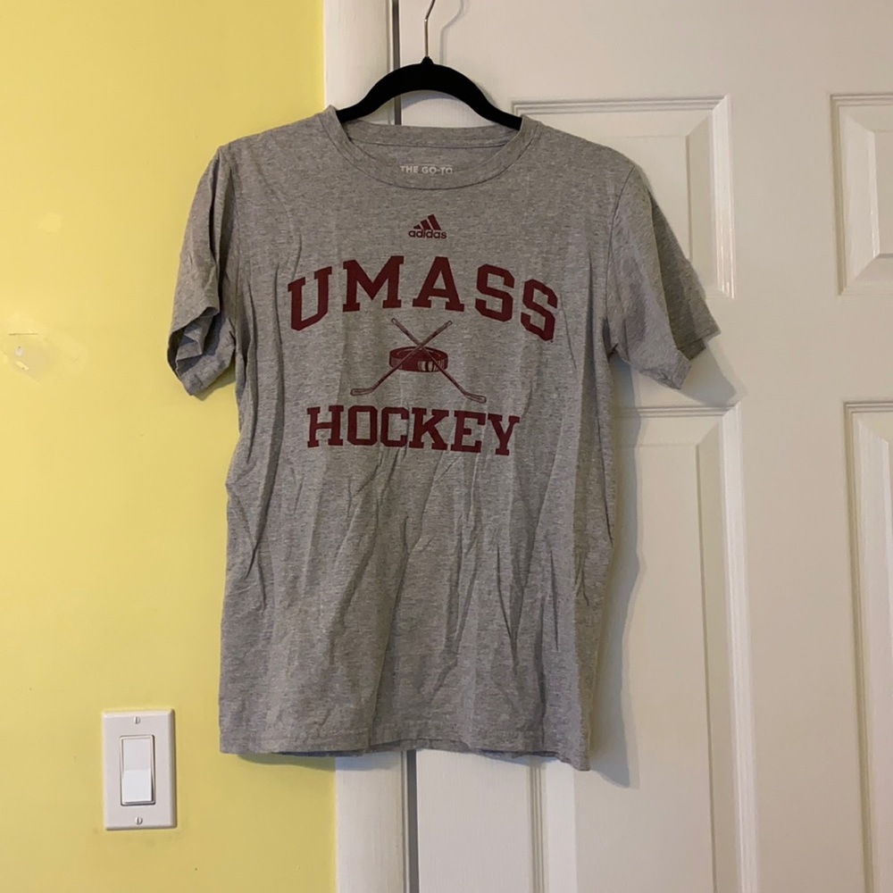 COPY - UMass Amherst hockey t-shirt